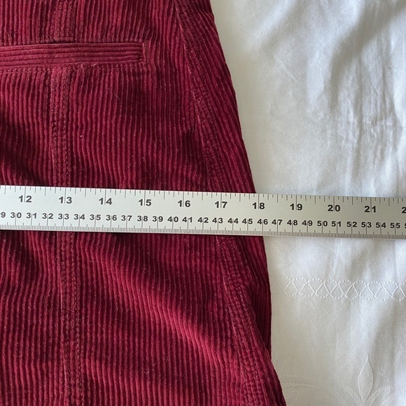 American Eagle Burgundy/Wine Women's Corduroy Button Up Front Mini Skirt Size 0 - Picture 12 of 15